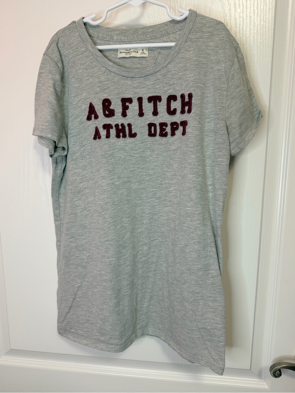 Abercrombie & Fitch Heather Grey Crewneck Tee with Burgundy Appliqué